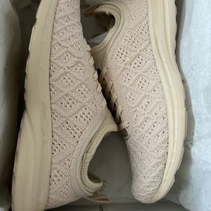 🆕 APL TechLoom Phantom